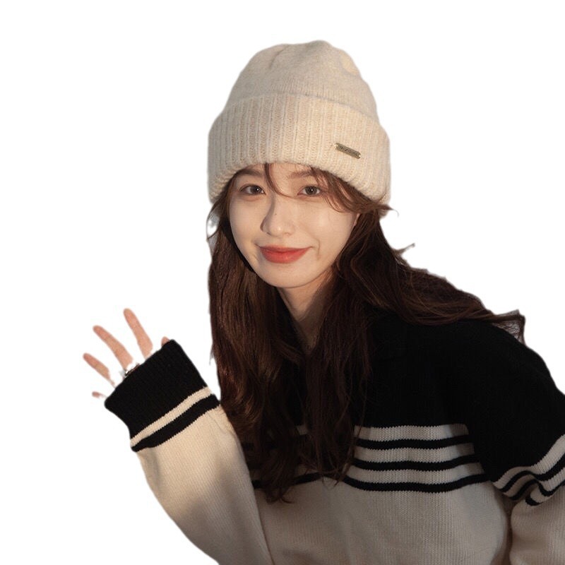 Gorro de invierno femenino, suelto, cálido y estiloso, muestra rostro pequeño