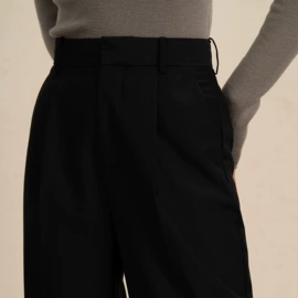 女式毛呢外套;女式羊绒外套;休闲裤