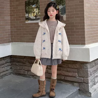 女童外套春秋季2026新款女大童洋气卡通休闲连帽卫衣儿童春装外套