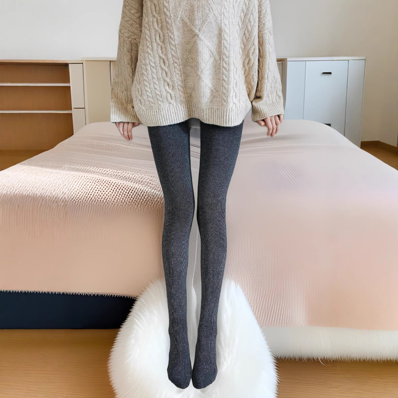 330g Slimming Bear Vertical Stripe Thickened Leggings for Women, Suitable for Wearing Outside, Autumn and Winter Warm Butt-Lifting and Leg-Slimming Tights 330g Slimming Bear Vertical Stripe Thickened Leggings for Women, Suitable for Wearing Outside, Autumn and Winter Warm Butt-Lifting and Leg-Slimming Tights