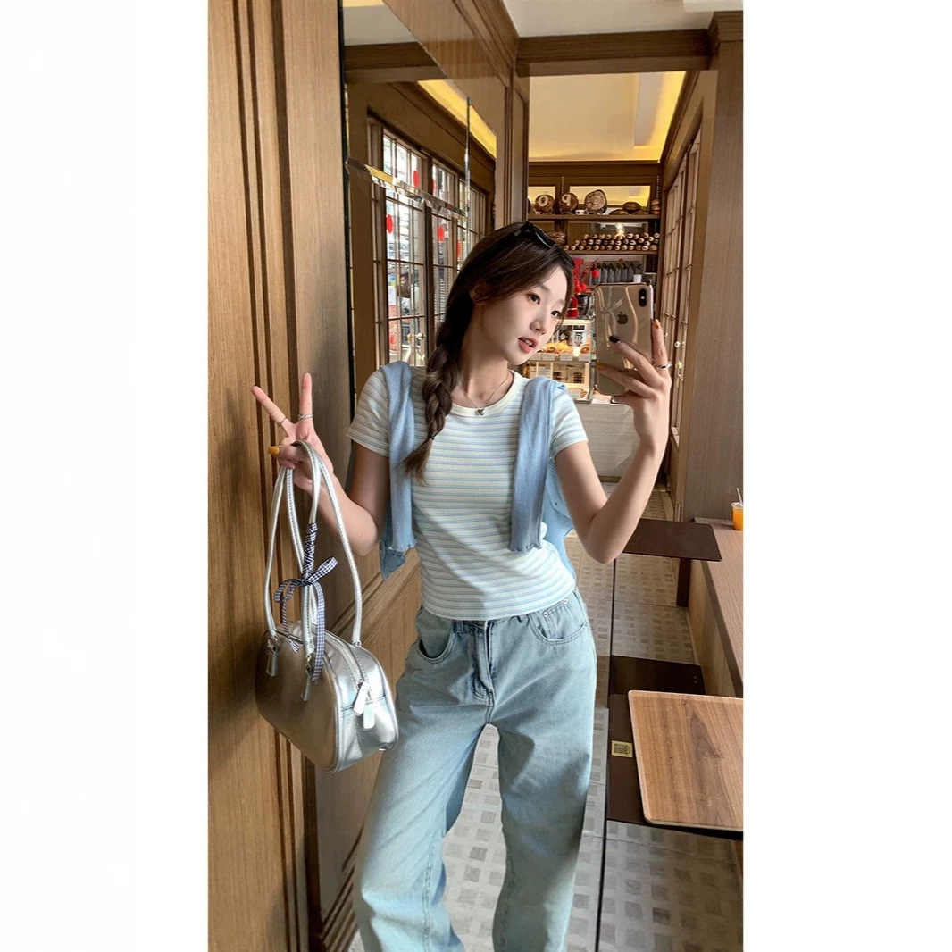Sweet Chic Striped Regular Shoulder T-Shirt for Women, Summer Japanese Style Fresh and Unique Design Slim Fit Ins Top