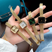 新款小方表小绿表女士手表石英机芯网带小表盘时尚潮流腕表