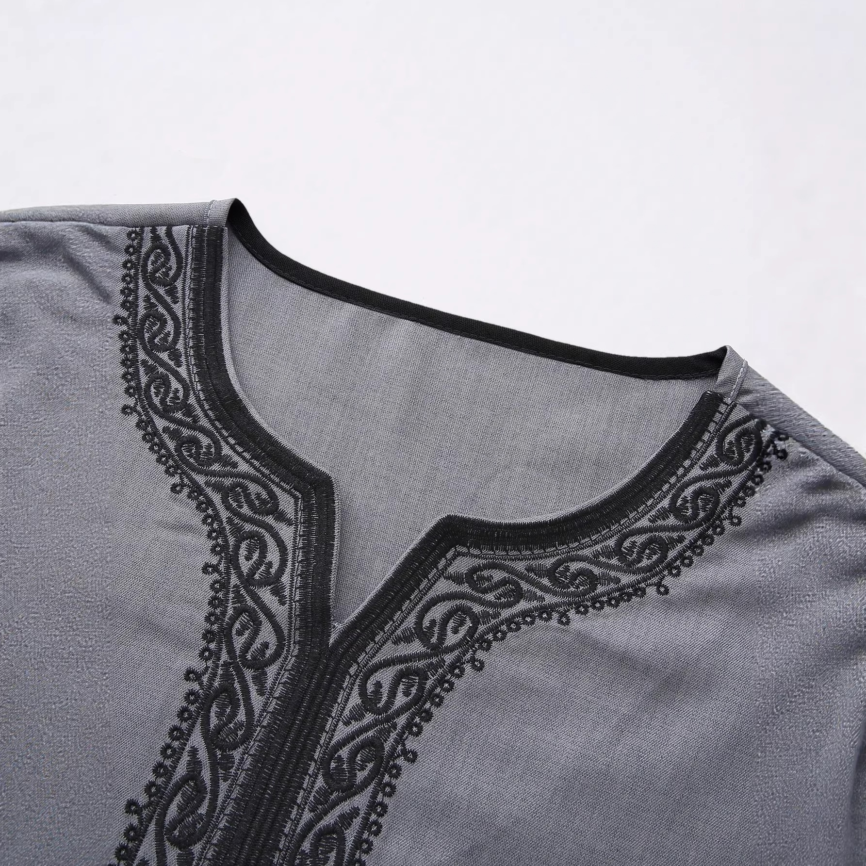 Kebaya da uomo in stile arabo mediorientale, con colletto alla coreana, girocollo, abbigliamento etnico alla moda_voghion.com