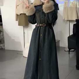 2025加厚连衣裙女秋冬长款感气质牛仔收腰显瘦百搭大衣棉服外套潮