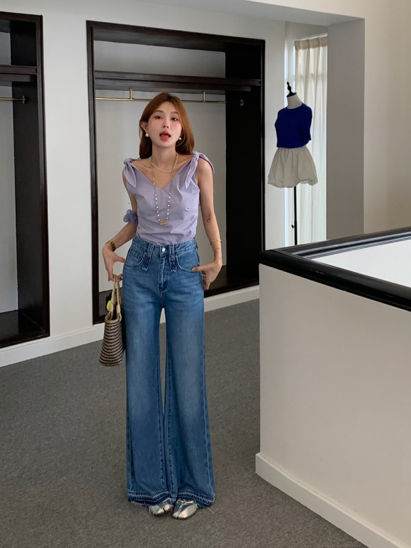 夏の上で新しいTOPヨーロッパの超薄い四面弾の精巧なスーパーモデルのズボンの極めて簡単な毛は筒のラッパのジーパンの82513を設計します。|undefined
