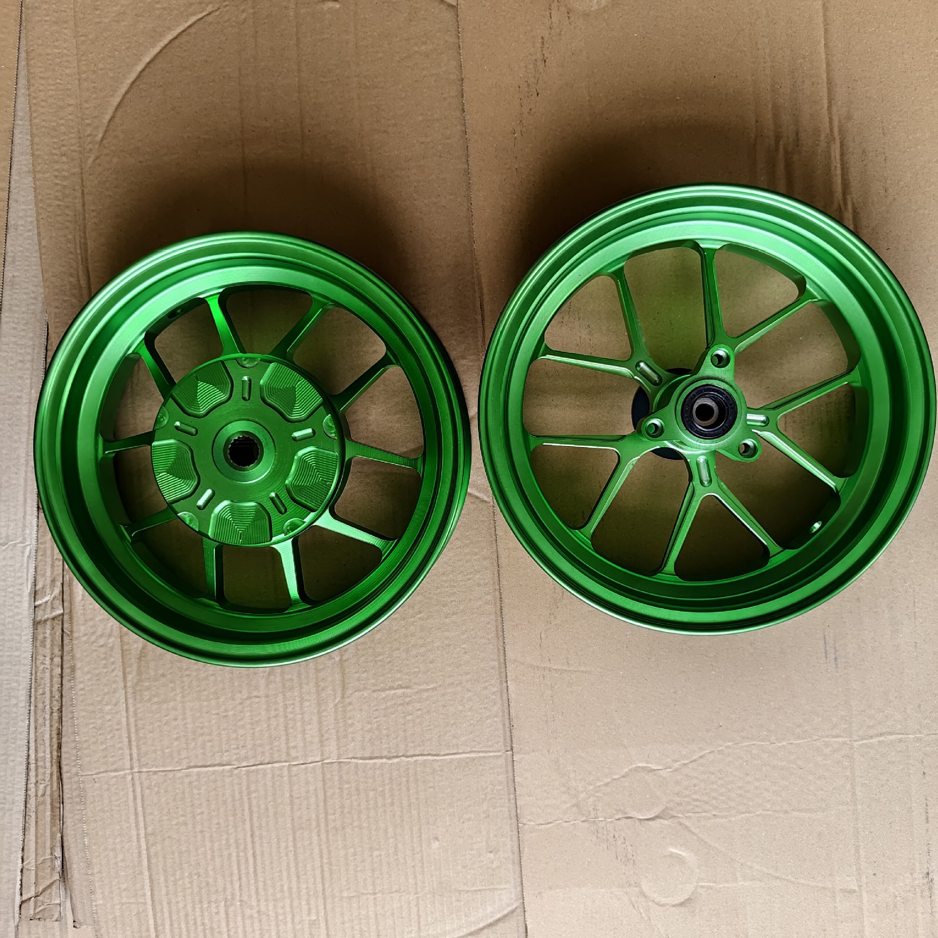 Lin Hai Kuqi 10inch Front and Rear Wheel Hubs for Fuxi Qiaoge Ghost Fire 100CC Lingying 100 Kuqi RS Steel Rim Motorcycle