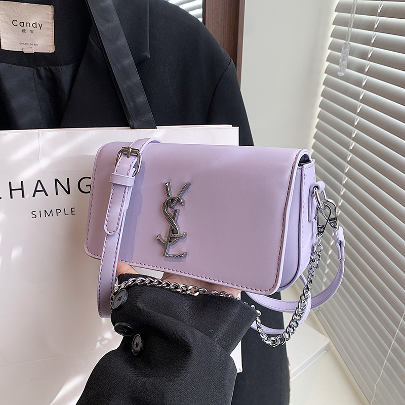 女性用ニッチデザインバッグ、多用途の新しいショルダークロスボディバッグ、レトロなチェーン通勤トートバッグ卸売|undefined