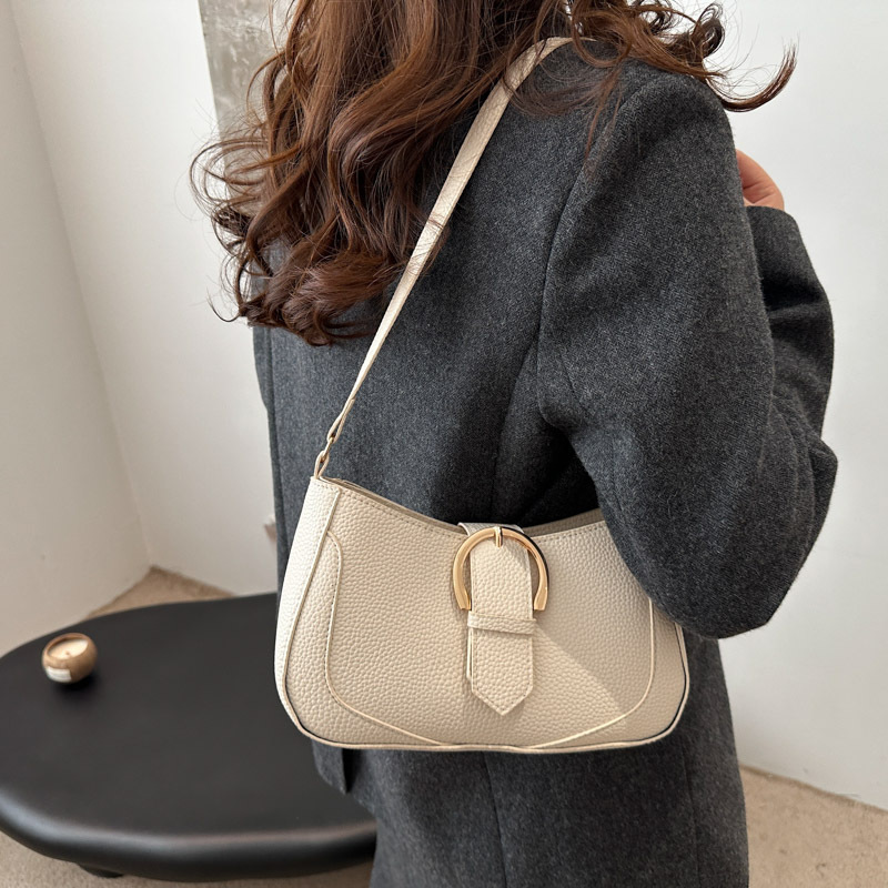 Bolsos de moda populares 2024 nuevos bolsos casuales de moda Bolsos de mujer de textura coreana Bolsos de hombro Bolsos de axila de estilo occidental