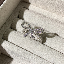 V���Һ����Y��ָŮ���������r�д���p���Wҫ�ʯ��Ů�W�tͬ��