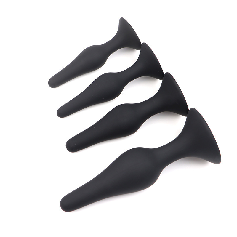 Large Silicone Anal Plug with Suction Cup Base, Black Unisex Adult Toy — detail image 3