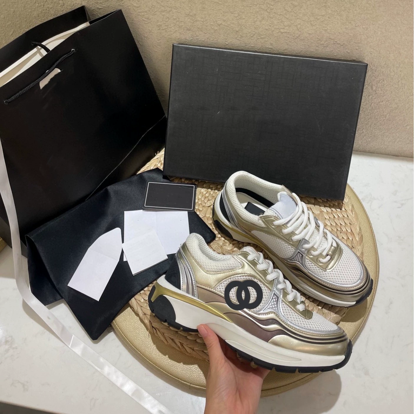 Высокий уровень кроссовок Silver Horn King, новые шнуры, толстая подошва, универсальные dad shoes, сетчатые кроссовки на шнуровке для женщин