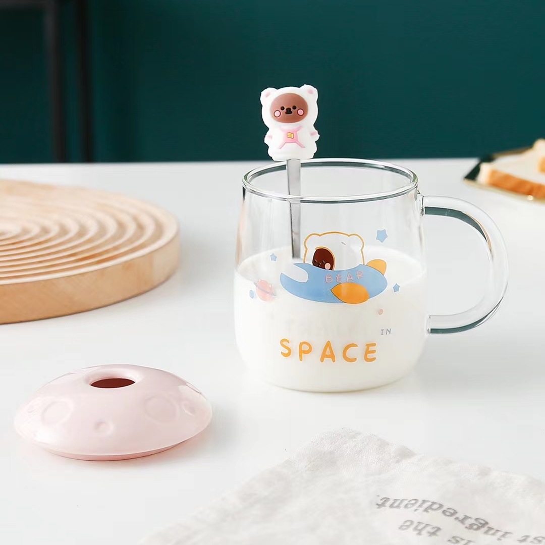 Lindo oso astronauta taza planeta personalidad vidrio Shake taza con tapa cuchara taza de café