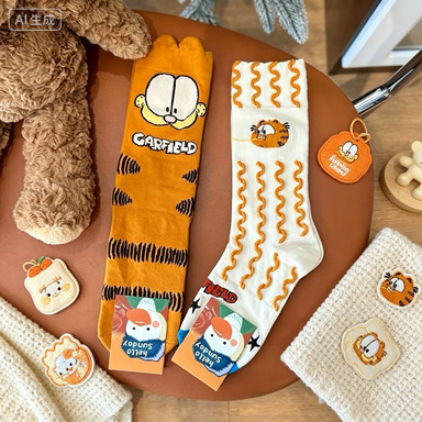 Autumn and Winter Creative Quirky Cute Cartoon Garfield Socks Japanese Style Girl Long Socks Design Slouch Socks Mid-Calf Socks
