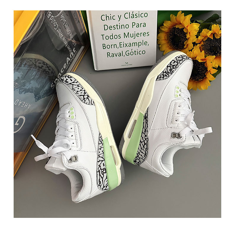 2023 Frühjahr neue Luftkissen-Sportschuhe männliche und weibliche Studenten Basketballschuhe Nische lässige kleine weiße Schuhe Paar Laufschuhe_voghion.com