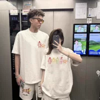 Летние футболки из чистого хлопка с короткими рукавами для пар, ленивые свободные топы нишевого дизайна для мужчин и женщин, модная студенческая брендовая классная форма.