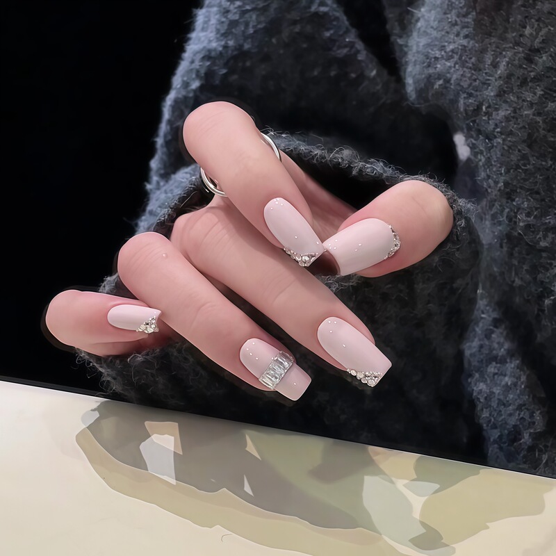 Ins-Style Full Zirconium and Diamond-Studded Handmade Wearable Nails with a High-End Feel, Brightening Effect, Finished Nail Art Patches, Fake Nails