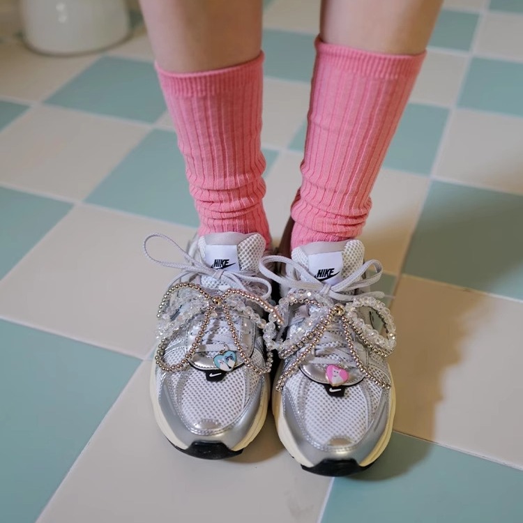 Botones de zapatos de perla plateada coreana ins cuentas arco de zapatos flor decoración de cordones de zapatos de alta calidad accesorios botones de zapatos