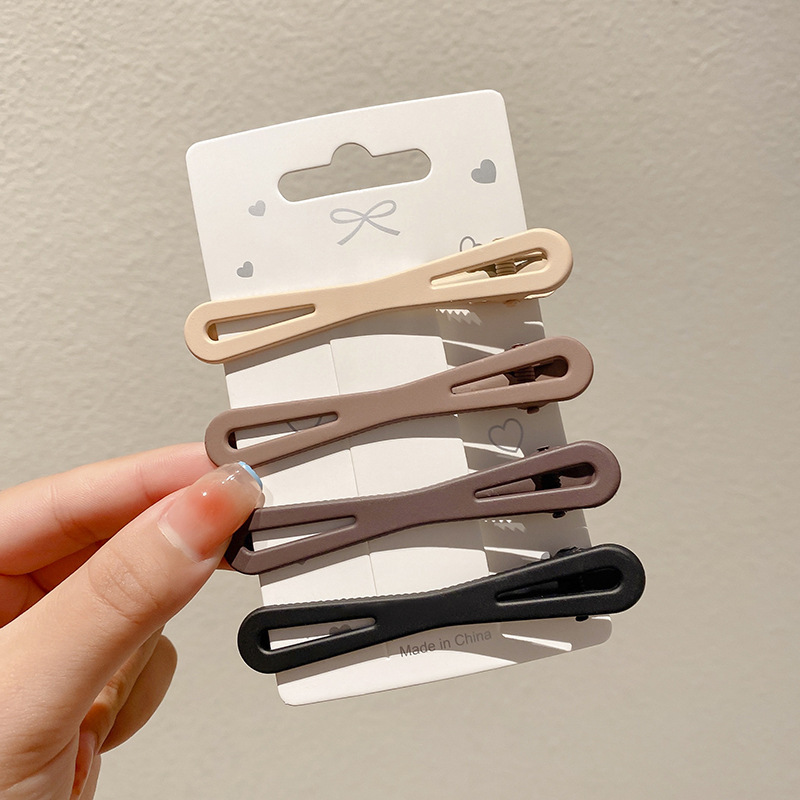 Leche de café, clip de cebo, clip de cabello roto, cabeza trasera, clip de lavar la cara, maquillaje, clip de cabello, toque de cabeza