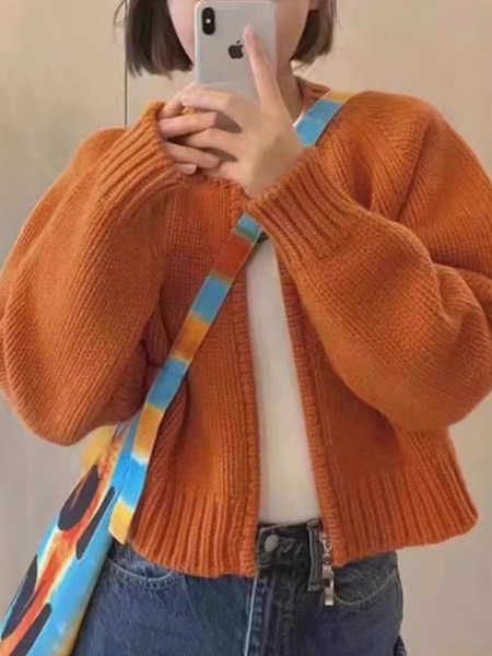 Woolen solid elegant cardigan with a round collar