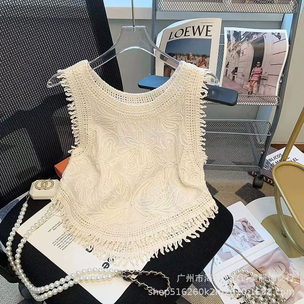 Новый стиль бахромированный жаккардовый трикотажный жилет женский летний дизайн чувство нишевые нерегулярные без рукавов шикарный топ