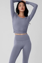 工厂直销瑜伽运动高弹透气运动长袖秋冬套装抽褶跑步健身时尚衣女