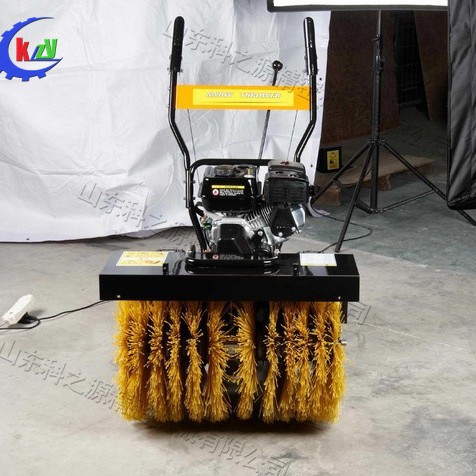 小区物业一体清雪机 路面积雪清理设备 汽油手推式公路除雪机