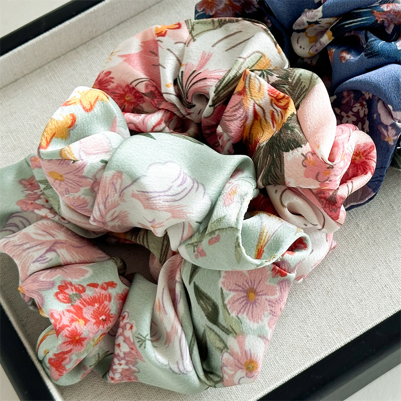 11g Weight Hair Tie Hair Accessories Type 1 Piece Quantity Banquet, Daily, Street Occasion Cloth Material Floral Pattern All Seasons Season Women's Gender Elegant, Lady, Advanced Sense Style Elegant Lady Advanced Sense Women's Floral Cloth Hair Tie 4
