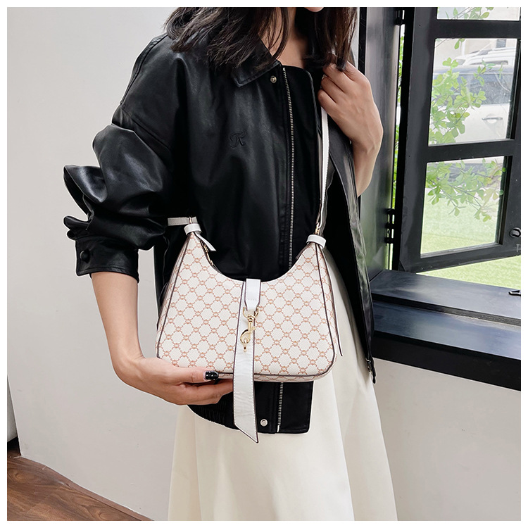 High-end Women's Armpit Bag Retro Shoulder & Crossbody Bag_voghion.com