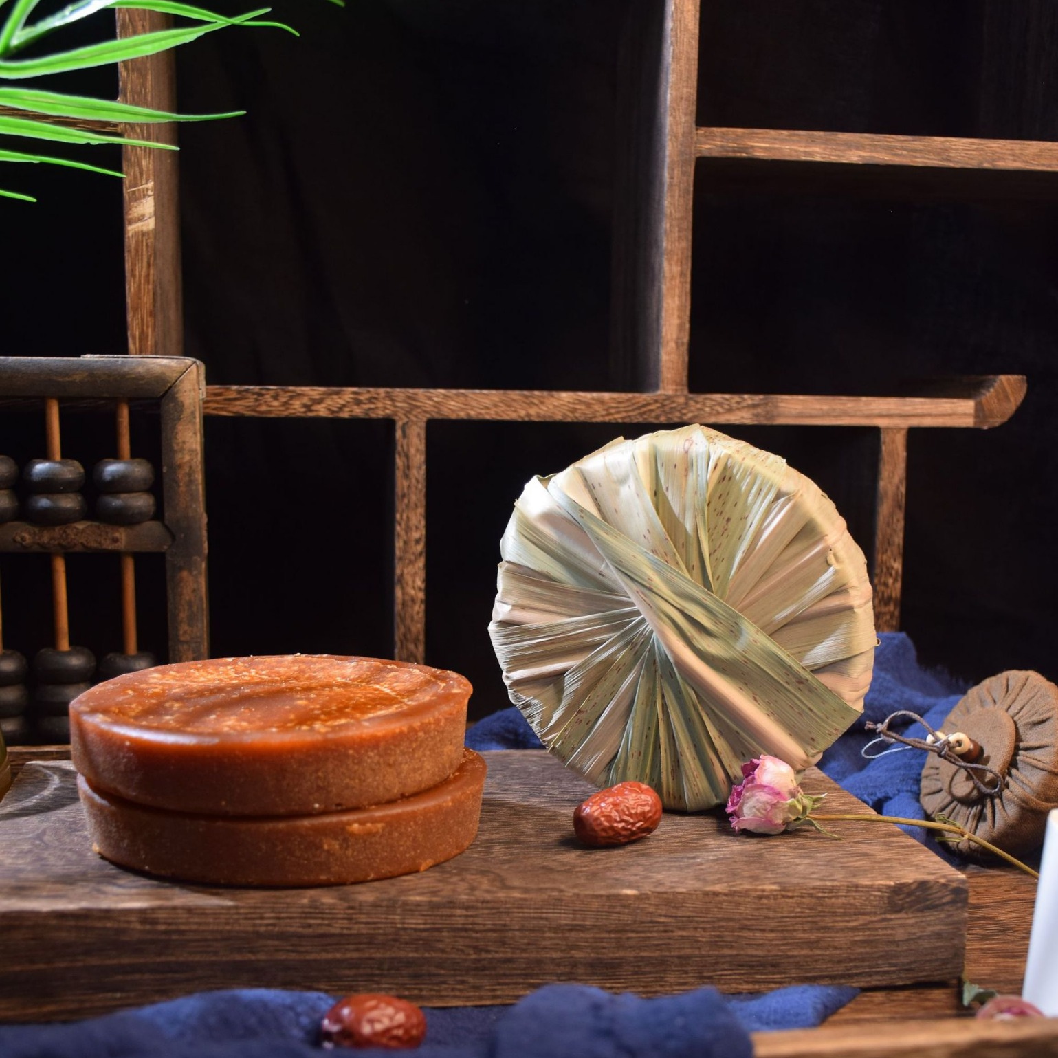 Yunnan brown sugar wholesale same style genuine manufacturer 500g old brown sugar block leaf brown sugar