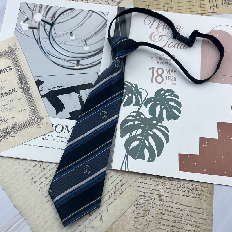 30 개의 스트라이프 배지