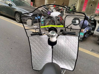 Motorcycle front windshield Rain-proof Cold-proof Winter Battery - convexheight-leg-blocking