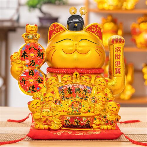 Manufacturers wave lucky cat shop opening decoration ceramics lucky cat living room front desk electric hand shake to give gifts