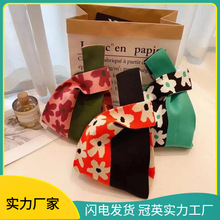 ᘿ���������¿�ins��Ůë��ˮͰ���������e����б��SLӢ