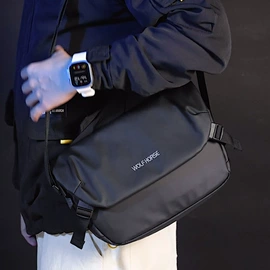 通用双肩背包;休闲背包;男士单肩包
