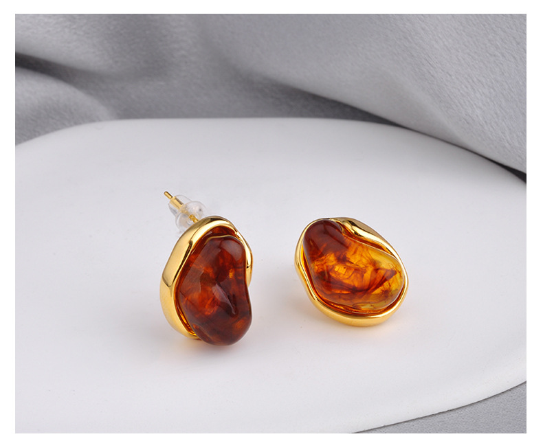 Ear Studs Classification 1 Pair Quantity 1 Pair Vintage Style Classic Style Geometric Irregular Plating Copper Resin 18K Gold Plated Ear Studs