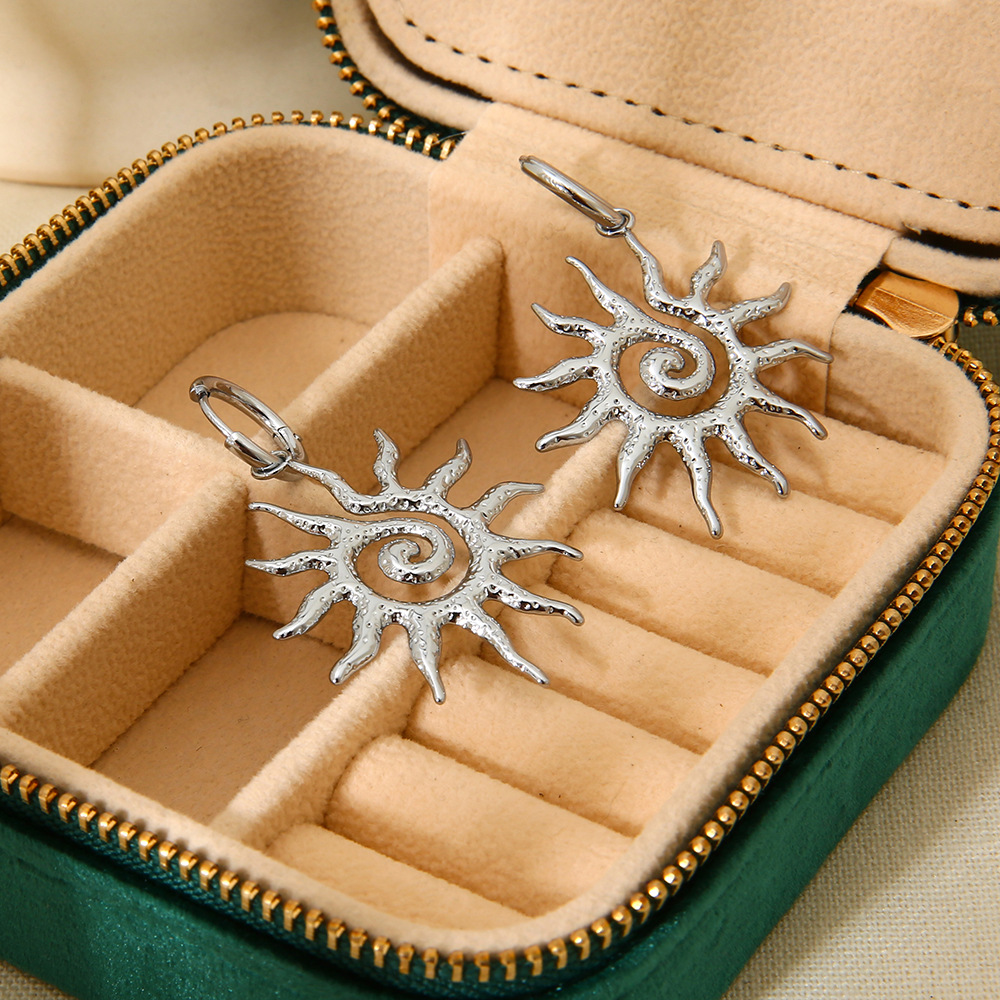 1 Pair Quantity 1 Pair Vintage Style Classic Style Sun 304 Stainless Steel 18K Gold Plated Drop Earrings