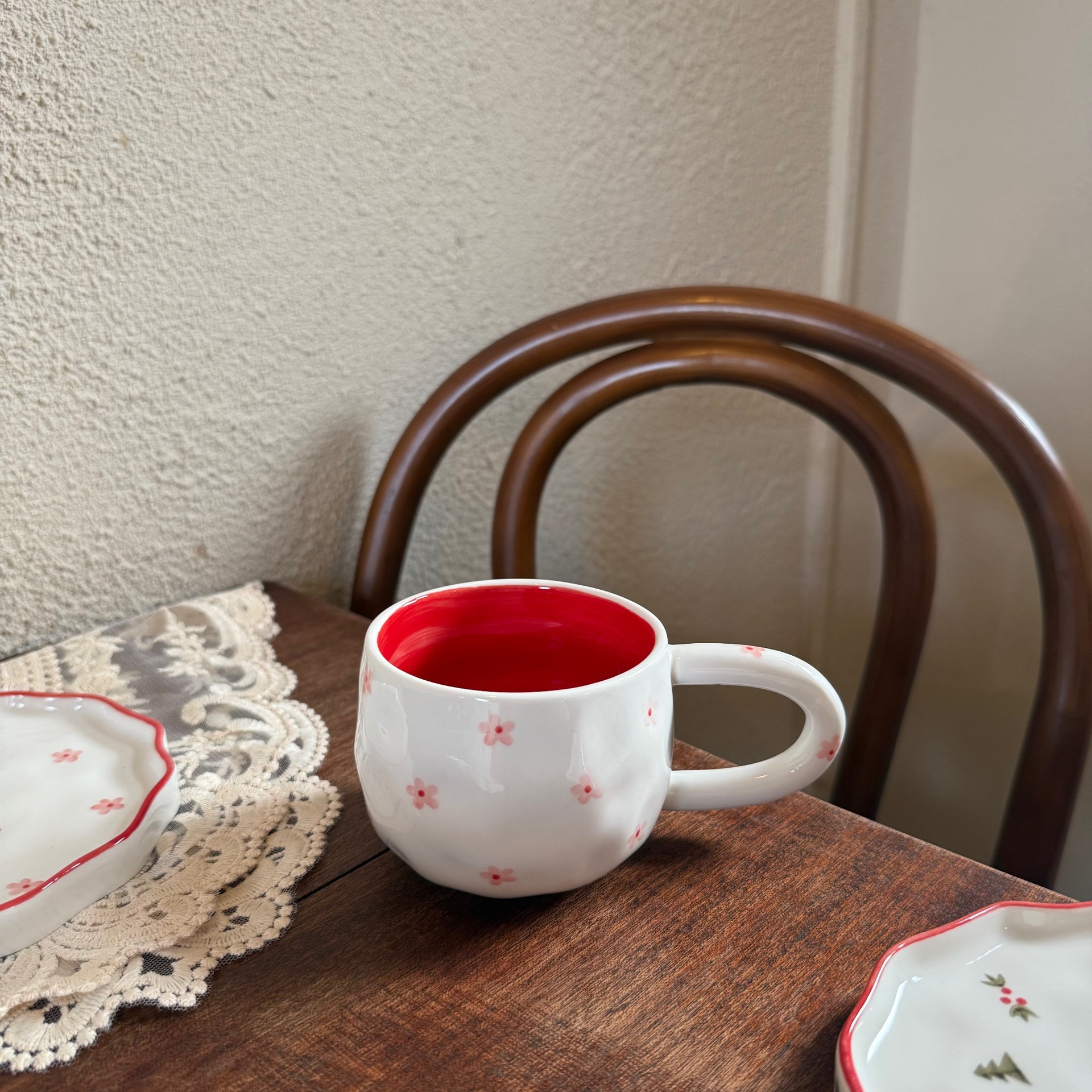 Navidad francesa retro pinza de mano pura pintada a mano taza de café de cerámica plato de alto valor plato de postre de té de la tarde