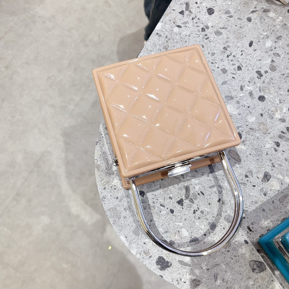 2025 New cross-border foreign trade women's bag, retro chain mini jelly bag opening red envelope box bag undefined