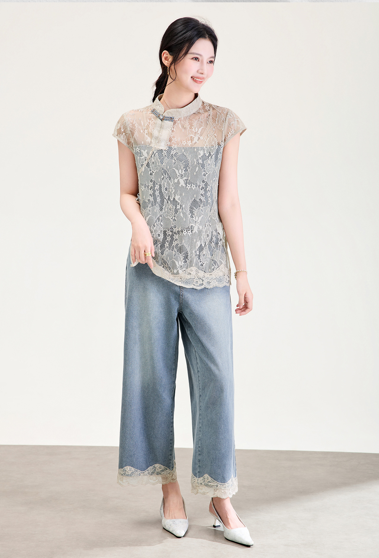 Bộ áo ren phối quần jeans nữ phong cách Trung Hoa mùa hè — màu kaki chi tiết 2