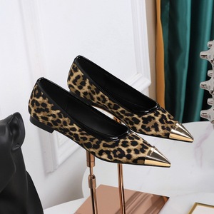 2161 French minimalist temperament single shoe women's metal pointed silk versatile flat bottomed shallow mouth leo
