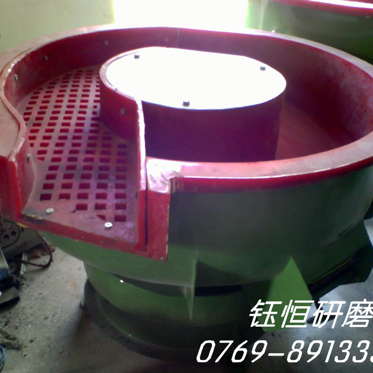 200升振动研磨机（带出料口）