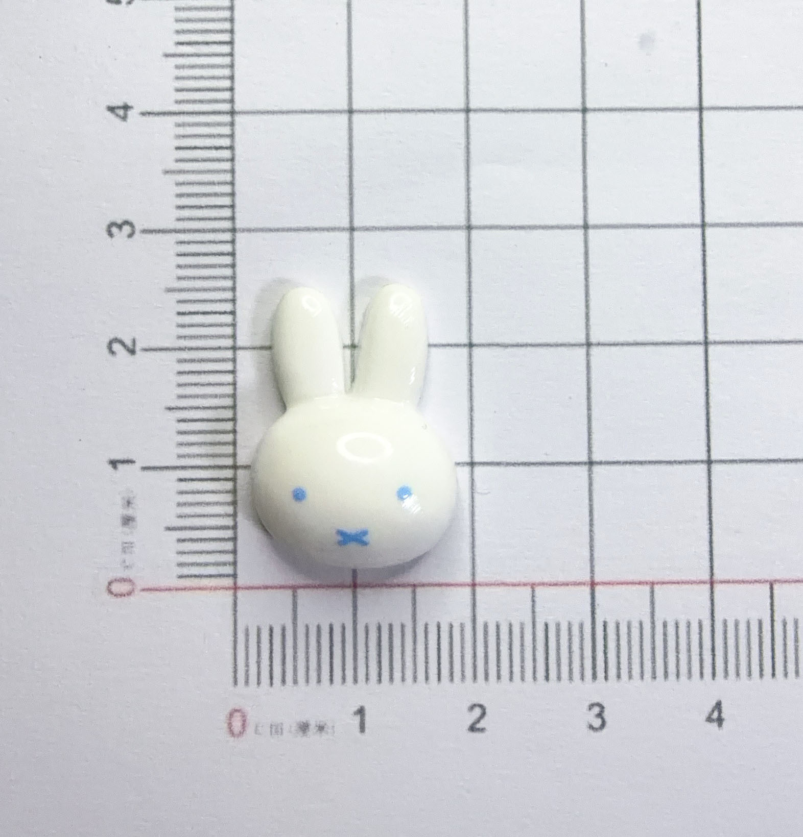Cara brillante venta caliente conejo Miffy conejo accesorios de resina DIY crema agujero de goma agujero zapatos caso de teléfono móvil accesorios de cabello con llaveros image 8