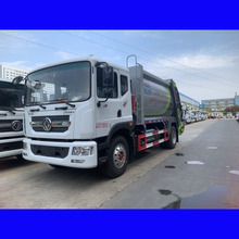 上海松江区东风D9压缩式垃圾车 后挂桶式垃圾清运车 湖北程力厂