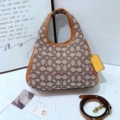 Canvas brown e gift box packaging