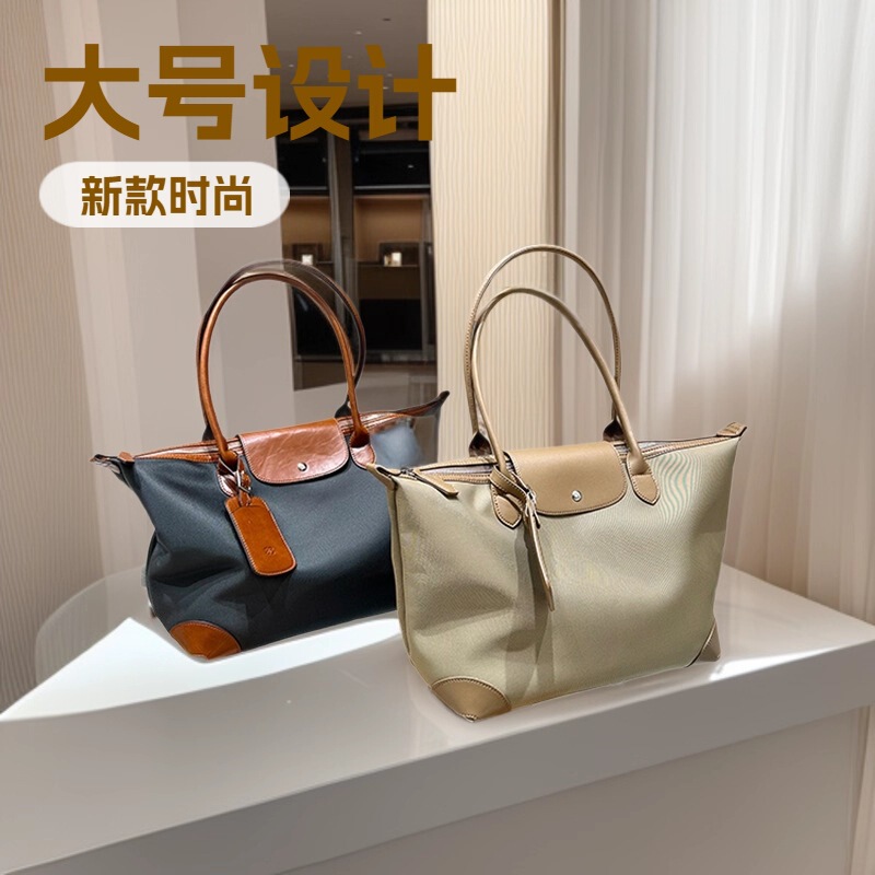 Cross-border Tote Bag Women's Commuter Crossbody Bag 2025 New Large Capacity Simple Retro Portable Shoulder Bag