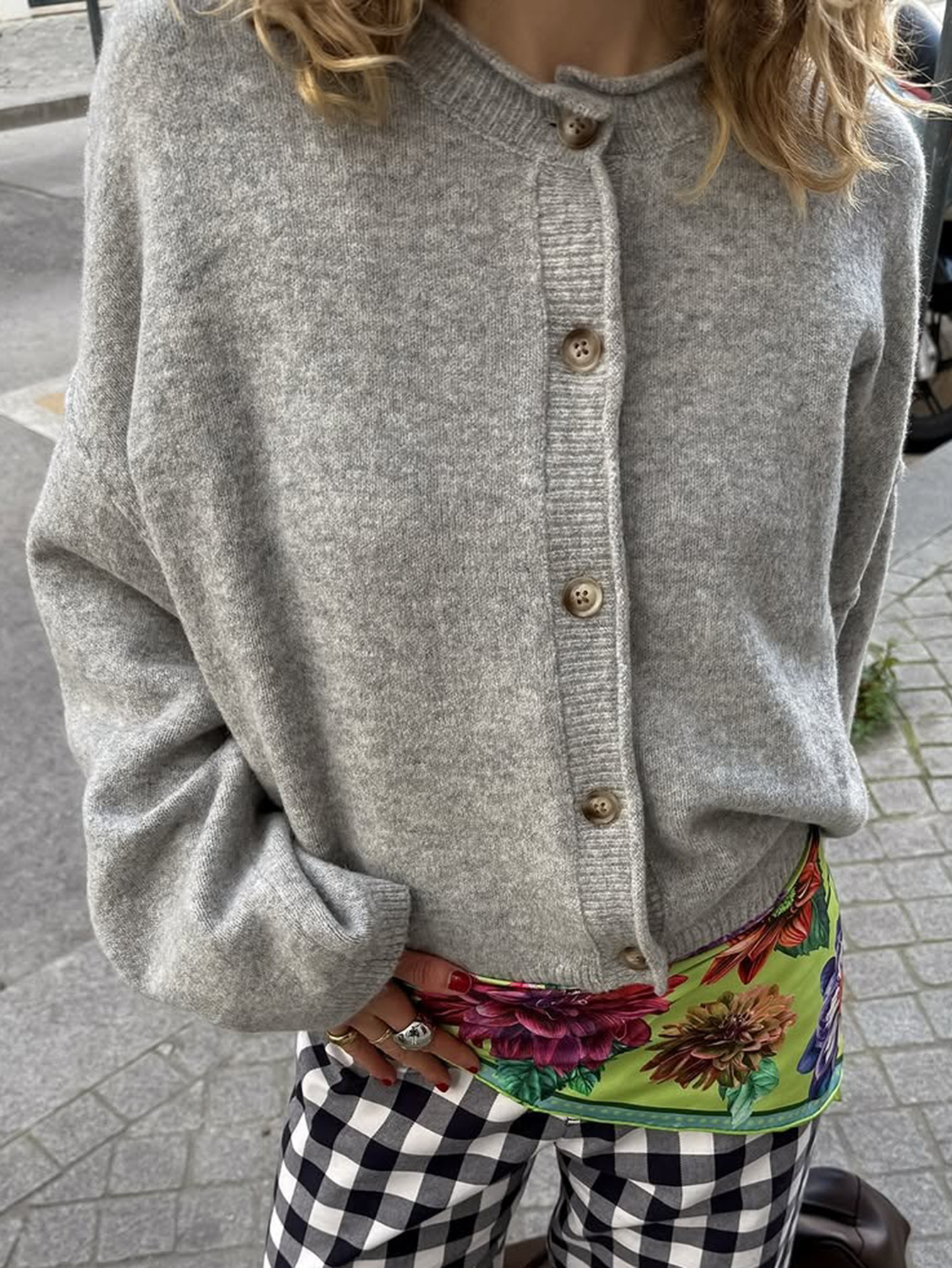 Kaikuo Europa, Estados Unidos, Francia, botones de vacaciones, camisa de manga larga, suéter, ropa de mujer, otoño y invierno, estación independiente de Amazon 2025. image 3