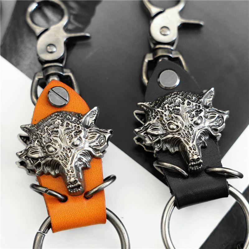 Retro metal creative keychain, punk style, creative gift