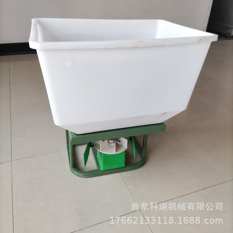 小型电动施肥机 拖拉机农用后置撒肥机 科瑞撒颗粒化肥机