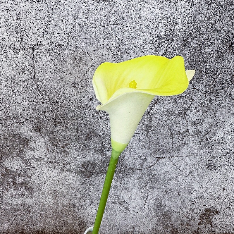 Flor artificial pu mini Calla Lily boda fotografía decoración del hogar mano-sensación flor falsa flor transfronteriza fábrica al por mayor