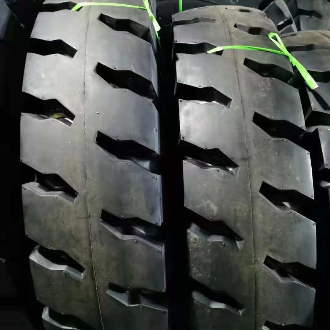 正面吊港口叉车轮胎12.00 1200-24 E-4J工业轮胎码头堆高机专用